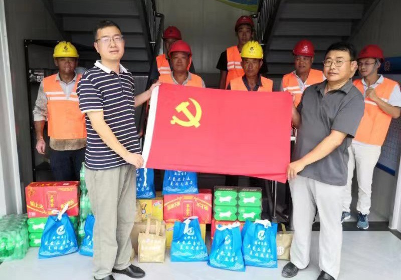 禹順支部慰問余姚陶家路項目部